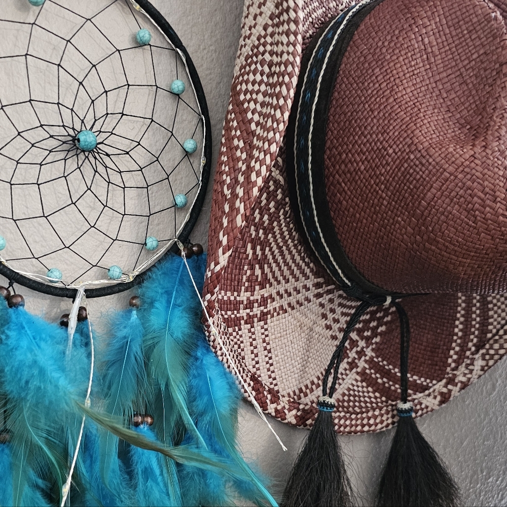 Carol Carr Brown Woven Hat with Black and Blue Accents & Dream Catcher w/lights